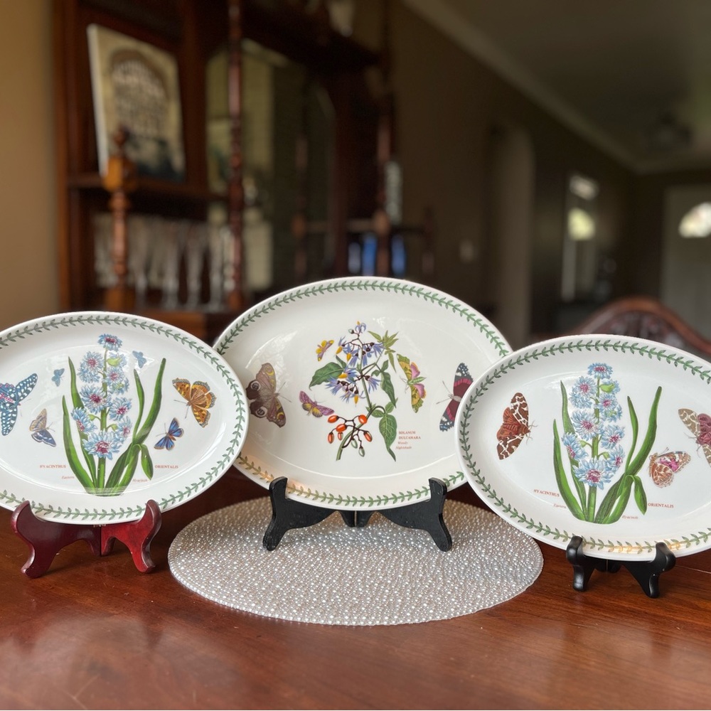Portmeirion “Botanic Garden” bundle of three platters. Beautiful ❣️